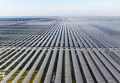 China New Installed Capacity of New Energy Growth-stock-foto