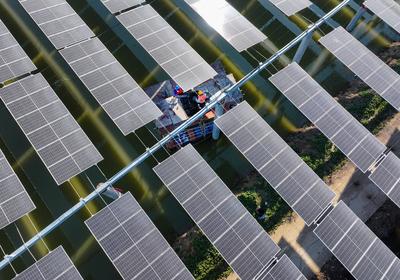 China New Installed Capacity of New Energy Growth-stock-foto