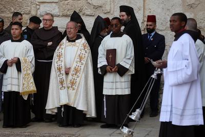Archbishop Pierbattista Pizzaballa, Latin Patriarch Vicar General of Jerusalem, attends Christmas celebrations around the Church of the Nativity, where Jesus Christ is believed to have been born, in Bethlehem-stock-foto