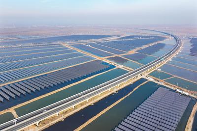 China New Installed Capacity of New Energy Growth-stock-foto