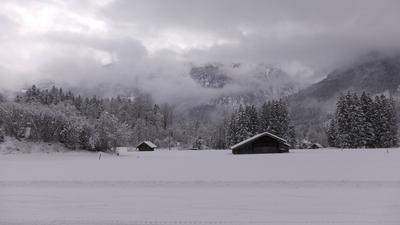Diesmal p?nktlich zu Weihnachten erleben viele Menschen in den Alpen Wei?e Weihnachten. Im Gegensatz zu den letzten Jahr-stock-foto