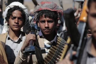Yemen's Houthis mobilize more fighters amid tensions with USA and Israel --stock-photo