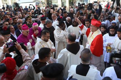 Archbishop Pierbattista Pizzaballa, Latin Patriarch Vicar General of Jerusalem, attends Christmas celebrations around the Church of the Nativity, where Jesus Christ is believed to have been born, in Bethlehem-stock-foto