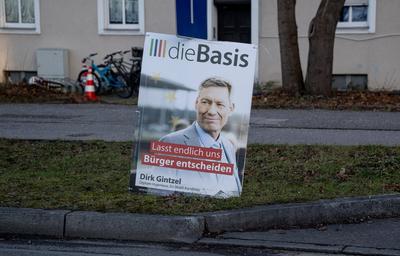 GER, Themenbild, Wahlplakate zur Bundestagswahl in Deutschland 2025, 25.12.2024.-stock-photo