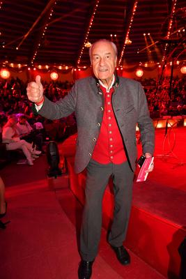 Manfred Schnelldorfer / Circus Krone / 1. Winterprogramm / Freestyle / Manege / KroneBau / M?nchen / 25. Dezember 2024 *-stock-foto