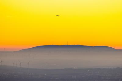 Dezemberabend im Taunus-stock-foto