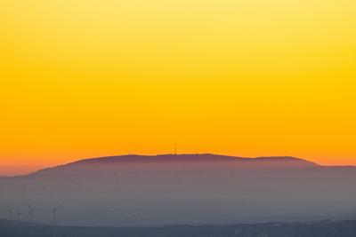 Dezemberabend im Taunus-stock-foto
