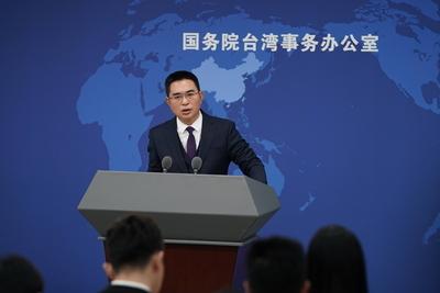 News Bilder des Tages BEIJING, CHINA - DECEMBER 25: Chen Binhua, spokesman for the Taiwan Affairs Office of the State Co-stock-foto