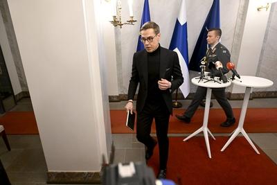 Finnish President Alexander Stubb meets media-stock-foto