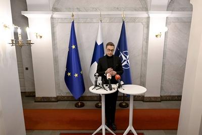 Finnish President Alexander Stubb meets media-stock-foto