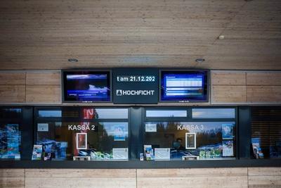 AUT, Unterwegs in Ober?sterreich, Themenbild, Symbolbild, Verschiedene Themenbilder, Skifahren, Tourismus, Wintersport, Skigebiet-stock-photo