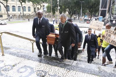 Ney Latroca's wake in Rio de Janeiro-stock-photo