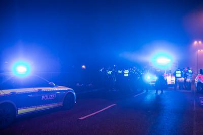 Ein Toter nach Messerattacke in Harburg Am Freitagabend kam es in Harburg zu einer gewaltsamen Auseinandersetzung unter-stock-foto