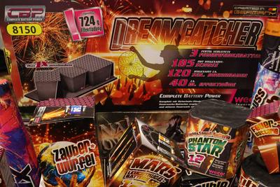 Feuerwerk Verkauf 2024-stock-foto