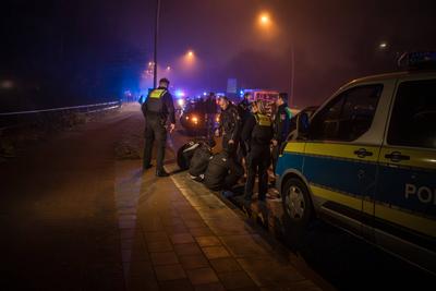 Ein Toter nach Messerattacke in Harburg Am Freitagabend kam es in Harburg zu einer gewaltsamen Auseinandersetzung unter-stock-foto