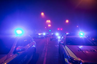Ein Toter nach Messerattacke in Harburg Am Freitagabend kam es in Harburg zu einer gewaltsamen Auseinandersetzung unter-stock-foto