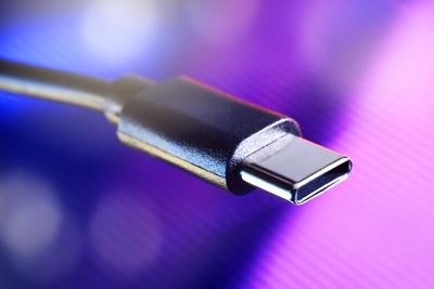 USB-C-Stecker, USB-C als Standardladeanschluss in der EU *** USB C plug, USB C as standard charging port in the EU-stock-foto