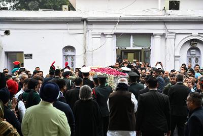 India's Former Prime Minister Manmohan Singh Dies At 92, Nation Pays Tribute-stock-foto