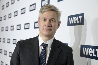 Ulf Poschardt beim 14. WELT-Wirtschaftsgipfel 2023 im Axel-Springer-Haus. Berlin, 24.01.2023 *** Ulf Poschardt at the 14-stock-foto