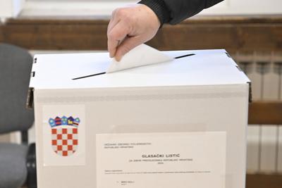Croatia, Zagreb, 291224. The first round of the 2024 presidential elections. Photo: Damir Krajac / CROPIX Zagreb Croatia-stock-foto