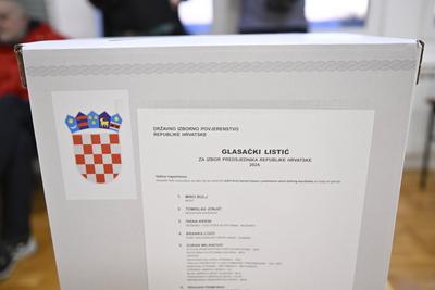 Croatia, Zagreb, 291224. The first round of the 2024 presidential elections. Photo: Damir Krajac / CROPIX Zagreb Croatia-stock-foto