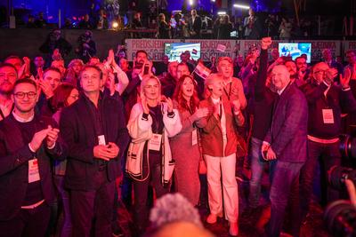 Kroatien: Pr?sidentschaftswahl, 2024 - Wahlparty Zoran Milanovic (SDP) - 29.12.2024 - Tvornica Kulture, Zagreb, Kroatien-stock-foto