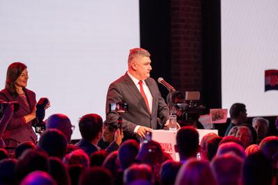 Kroatien: Pr?sidentschaftswahl, 2024 - Wahlparty Zoran Milanovic (SDP) - 29.12.2024 - Tvornica Kulture, Zagreb, Kroatien-stock-foto