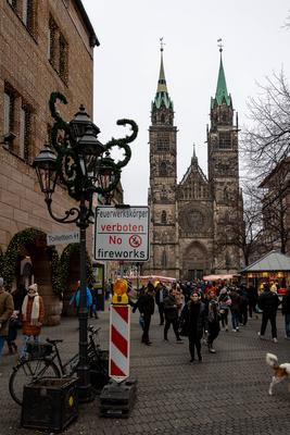 B?llerverbot und Feuerwerksverbot in der N?rnberger Altstadt zu Silvester, 30.12.2024-stock-foto