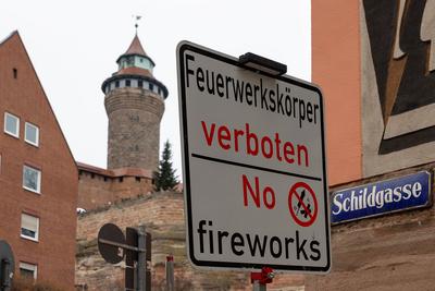 B?llerverbot und Feuerwerksverbot in der N?rnberger Altstadt zu Silvester, 30.12.2024-stock-foto