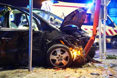 Kirschau - Schwerer Verkehrsunfall an einer Kreuzung: Drei Verletzte-stock-photo