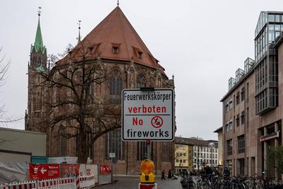 B?llerverbot und Feuerwerksverbot in der N?rnberger Altstadt zu Silvester, 30.12.2024-stock-foto