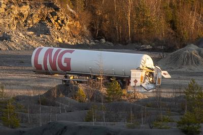 Accident involving LNG tanker trucks-stock-foto