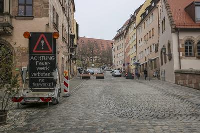 31.12.2024, Feuerwerksverbotszone / B?llerverbotszone, N?rnberg: In der N?rnberger Innenstadt gilt zu Silvester 2024 ern-stock-foto