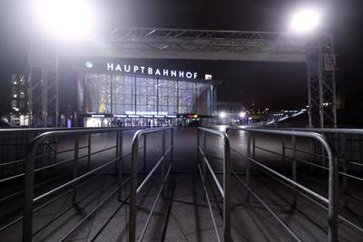 B?llerverbotszone am K?lner Dom-stock-foto
