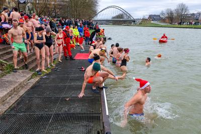 Neujahrsschwimmen in M?nster-stock-foto