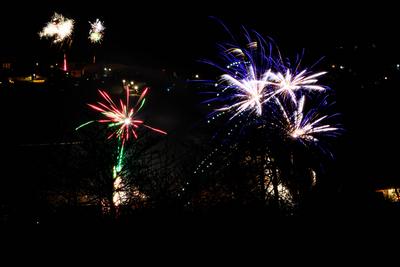 GER, Thueringer, Silvester, Neujahr, New Year, 2024/2025, Jahreswechsel, Feuerwerk ueber der Rhoen, Dermbach, Dienstag, 31.12.2024 zum 01.01.2024, 00.00 Uhr-stock-photo
