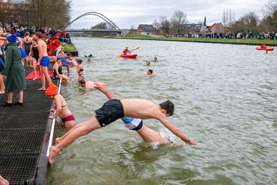 Neujahrsschwimmen in M?nster-stock-foto