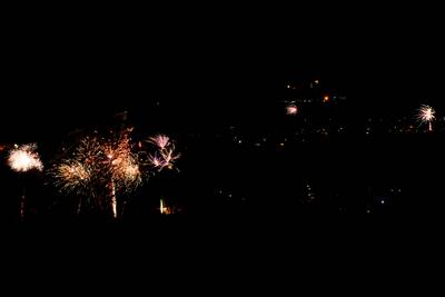 GER, Thueringer, Silvester, Neujahr, New Year, 2024/2025, Jahreswechsel, Feuerwerk ueber der Rhoen, Dermbach, Dienstag, 31.12.2024 zum 01.01.2024, 00.00 Uhr-stock-photo