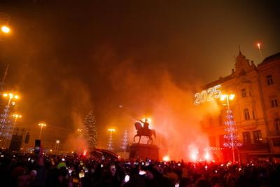 Croatia, Zagreb, 010125. Ban Josip Jelacic square. New Year s Eve on the main square in Zagreb with the performance of M-stock-foto