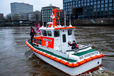 195. Eiswette von 1829, Traditionelle Bremer Eiswettprobe ob die Weser zugefroren ist, Martinianleger unterhalb der Mart-stock-foto