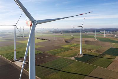 Windpark Tomerdingen der Green Planet Energy auf der Schw?bischen Alb. // 02.11.2021: Deutschland, Baden-W?rttemberg, D-stock-foto