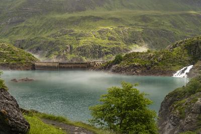 Lac des Gloriettes Der Stausee Lac des Gloriettes in den Pyren?en bei Gavarnie-Gedre, Frankreich, Europa Lac des Gloriet-stock-photo