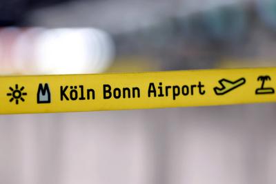 Fr?her Morgen am K?ln Bonn Airport-stock-foto