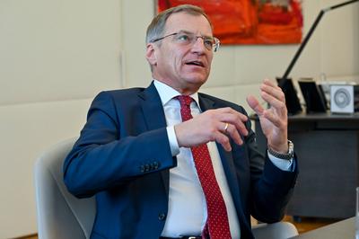 LH Thomas Stelzer (VP, Landeshauptmann Ooe)-stock-foto