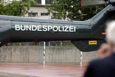 Feature / Symbol: Hubschrauber der Bundespolizei 08/08 thg Deutschland Flugdienst Bundespr?sident BGS Bundesgrenzschutz-stock-foto