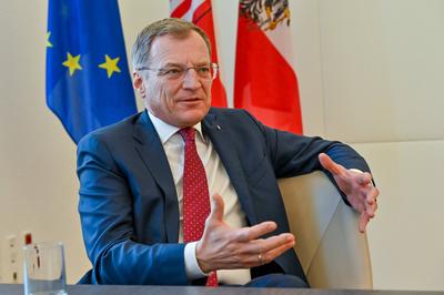 LH Thomas Stelzer (VP, Landeshauptmann Ooe)-stock-foto