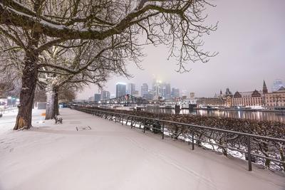 Schnee in Frankfurt am Main-stock-foto