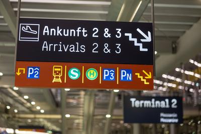 Softwareprobleme bei Einreis am Flughafen K?ln Bonn - 03.01.2025-stock-photo
