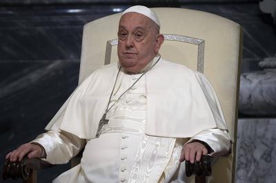 ITALY -  POPE FRQANCIS PARTICIPATES IN THE EPISCOPAL ORDINATION OF THE VICEGERENT OF THE DIOCESE OD ROME AND AUXILIARY OF THE SOUTHERN SECTOR , MONSIGNOR RENATO ATRTELLI BACCARI , IN THE ST JOHN LATERAN'S BASILICA IN ROME  - 2025/1/14-stock-foto