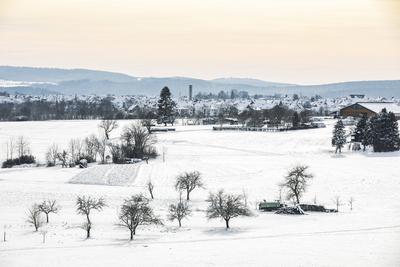Winterzauber auf der Schw?bischen Alb, Die Schw?bische Alb hat sich in ein winterliches Wunderland verwandelt. Der Heide-stock-foto